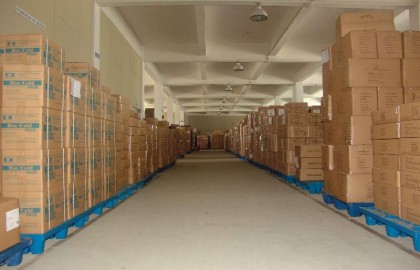 下游纸企涨势不明，需继续关注企业动态；四季度废纸价格波动频繁，对下游原纸市场影响较大。